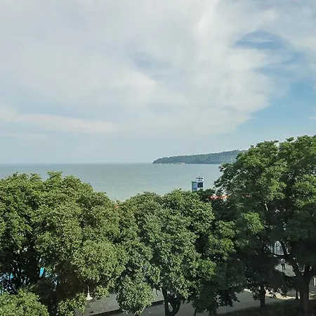 Family Hotel Belle Epoque Beach Варна Екстер'єр фото